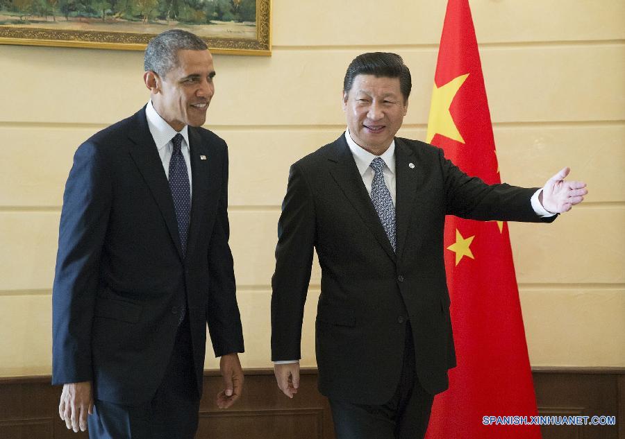 El presidente chino Xi Jinping (D) se reunió con el presidente estadounidense Barack Obama en St. Petersburg, Rusia, el 6 de septiembre de 2013. Xi Jinping conversó con Barack Obama en el marco de la octava cumbre Grupo 20. Más tarde este mes, Xi realizará su primera visita de Estado a EEUU desde que Barack Obama asumió el cargo en 2013. Aquí son los cuatro encuentros principales entre Xi y Obama desde 2013. 