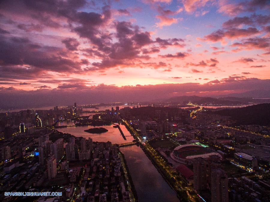 Fujian: Puesta de sol en Xiamen