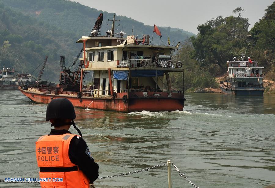 Siendo provincia fronteriza, Yunnan ha desarrollado una red de transporte que conecta la misma con los países vecinos. 