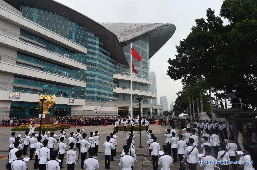 CHINA-HONG KONG-NATIONAL DAY-FLAG-RAISING CEREMONY (CN)