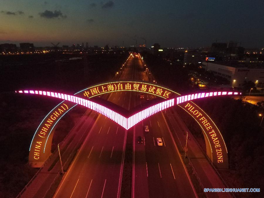 Una foto aérea muestra la Zona de Libre Comercio Piloto Shanghai de China, este de China el 15 de septiembre. 