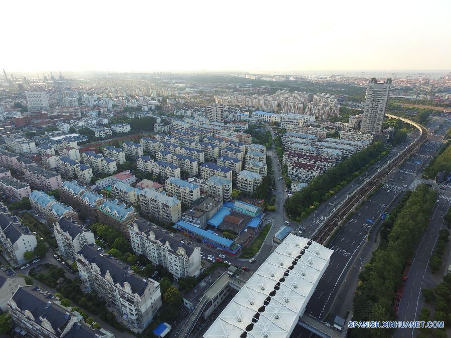 Una foto aérea muestra la Zona de Libre Comercio Piloto Shanghai de China, este de China el 15 de septiembre. 