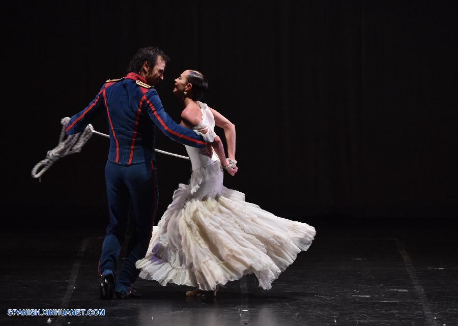 Siendo parte del Festival de Baile del Gran Teatro Nacional de China, miembros de la compañía de danza Aida Gómez, presentan la puesta en escena 'Carmen' en forma de Flamenco el día 4 de octubre. Basada en una novela del mismo título de Prosper Merimee, Carmen es una de las óperas más populares de Bizet.