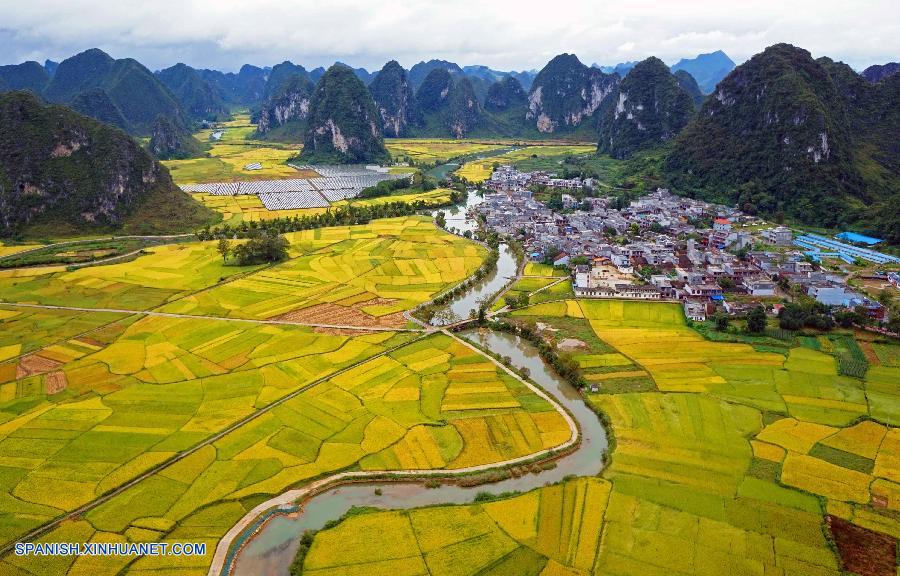 Guangxi: Paisaje de otoño del condado Jingxi