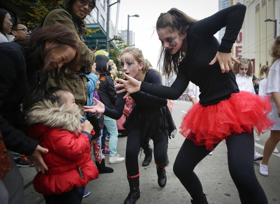 En fotos: Actividades y desfiles de Halloween de este año