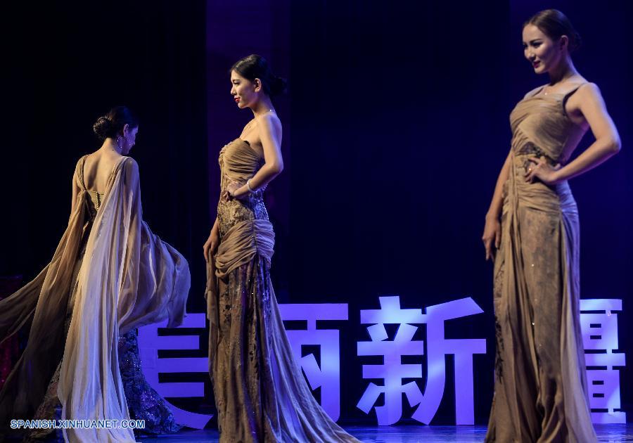 Concurso de diseños de trajes femeninos de Urumqi 