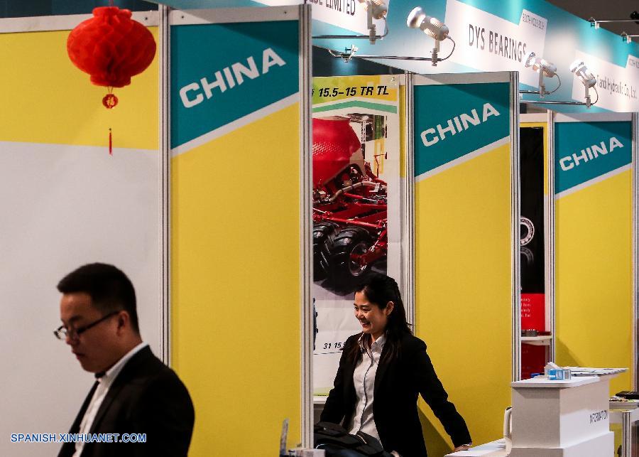 M&aacute;s de 100 empresas chinas participan en la Feria Internacional de Maquinarias Agr&iacute;colas en Hannover 2015 el d&iacute;a 8 de noviembre, la cual es la feria de m&aacute;xima escala en el campo de maquinaria agr&iacute;cola del mundo. 