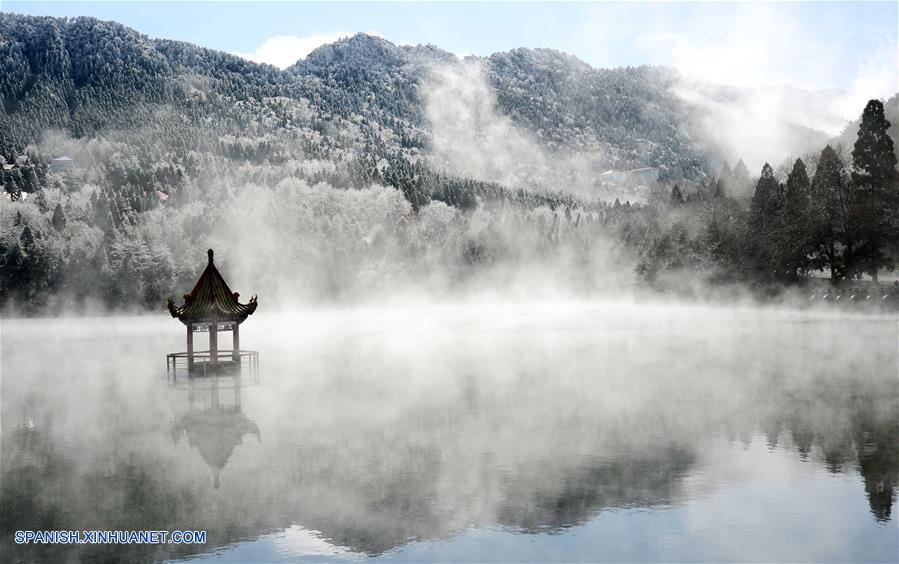 Fotos de Xinhua de la semana 1123-1129: China, cubierta de nieve