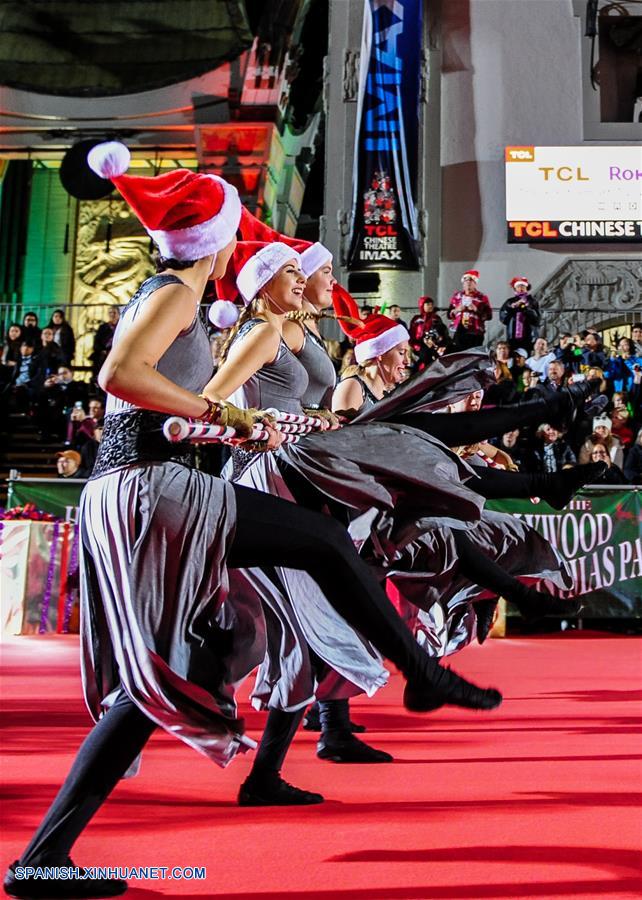 EEUU: Desfile de Navidad de Hollywood en Los Angeles
