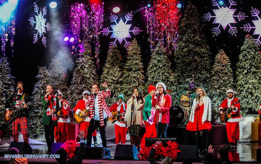 EEUU: Desfile de Navidad de Hollywood en Los Angeles