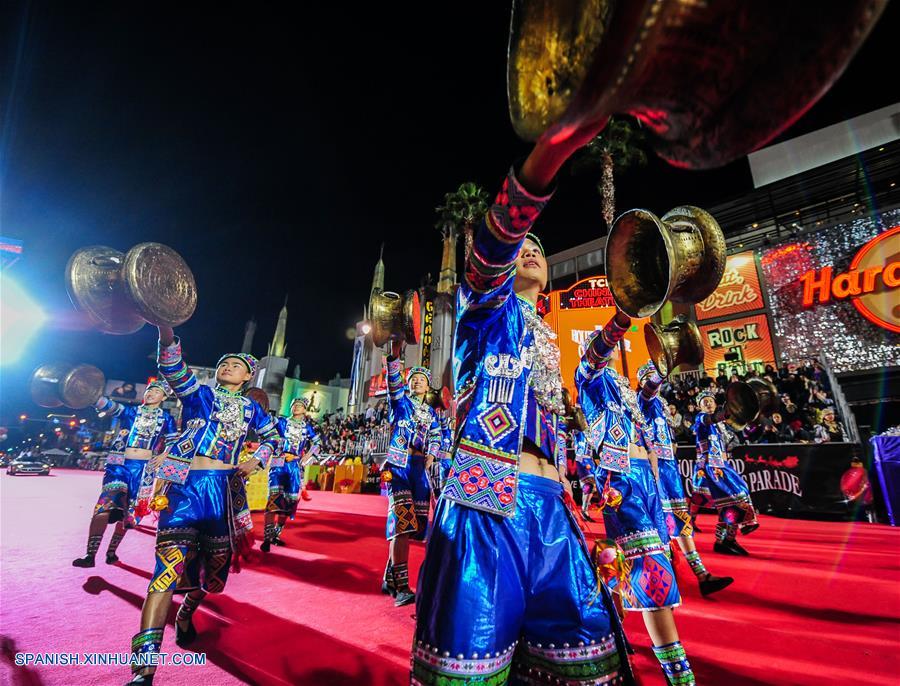 EEUU: Desfile de Navidad de Hollywood en Los Angeles