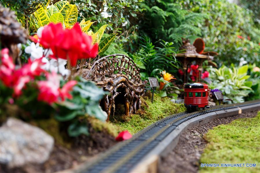 U.S.-NEW YORK-HOLIDAY TRAIN SHOW