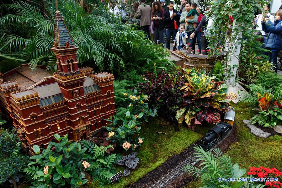 U.S.-NEW YORK-HOLIDAY TRAIN SHOW