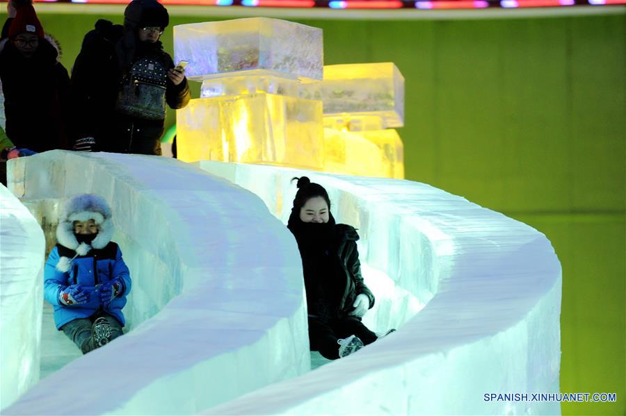 CHINA-HARBIN-ICE FESTIVAL (CN)