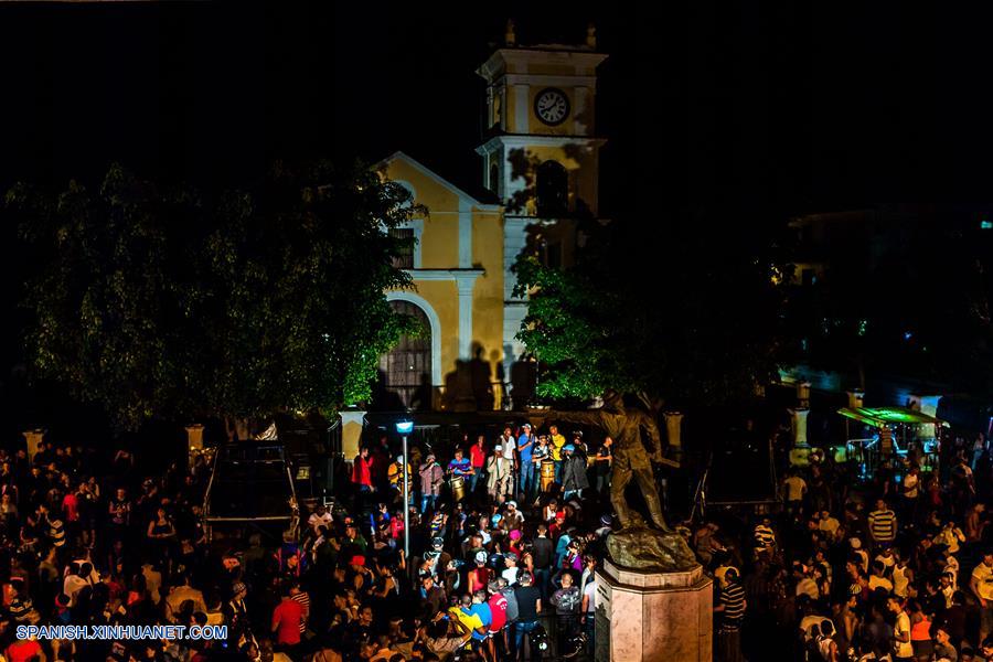 Como una de las fiestas más arraigadas en la tradición cubana, la 'Charangas' fue seleccionada como patrimonio cultural de Cuba en 2015.