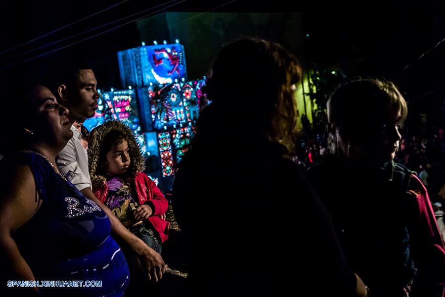 Como una de las fiestas más arraigadas en la tradición cubana, la 'Charangas' fue seleccionada como patrimonio cultural de Cuba en 2015.