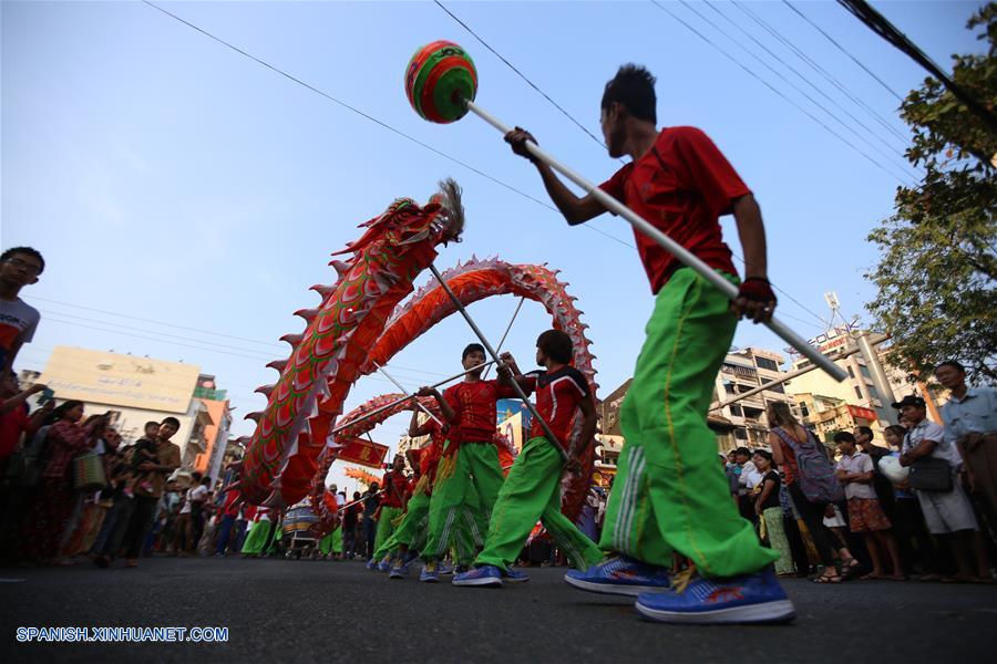 Myanmar: Celebran Año Nuevo Chino en Yangon