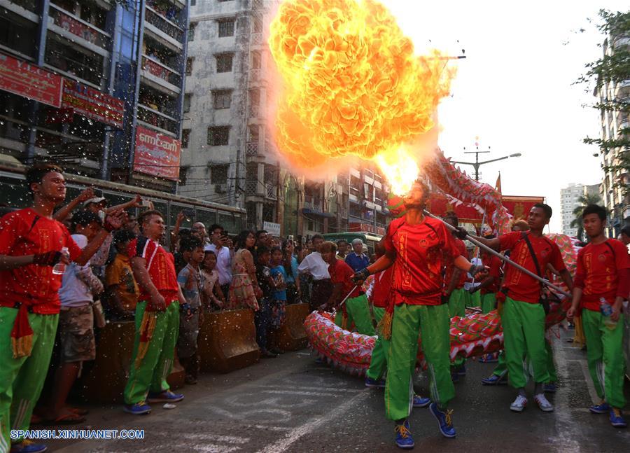 Myanmar: Celebran Año Nuevo Chino en Yangon