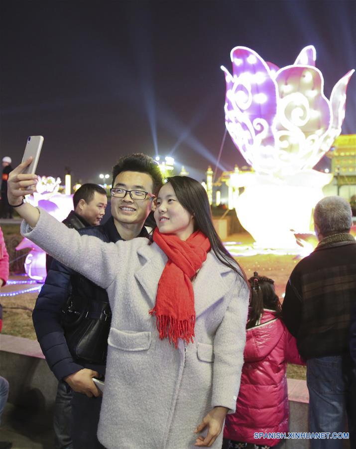 CHINA-LANTERN FESTIVAL(CN)