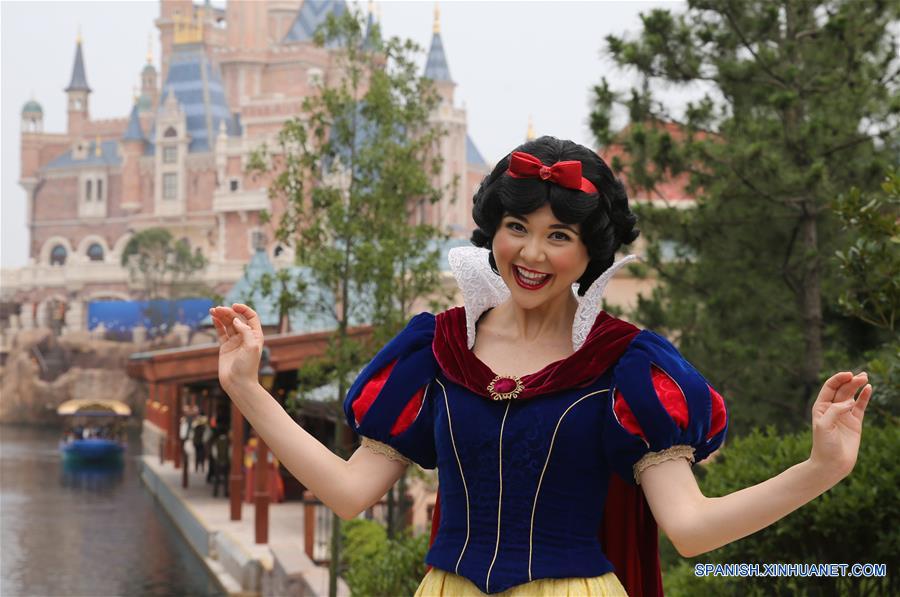 (6)CHINA-SHANGHAI-INDUSTRIA-DISNEYLANDIA 