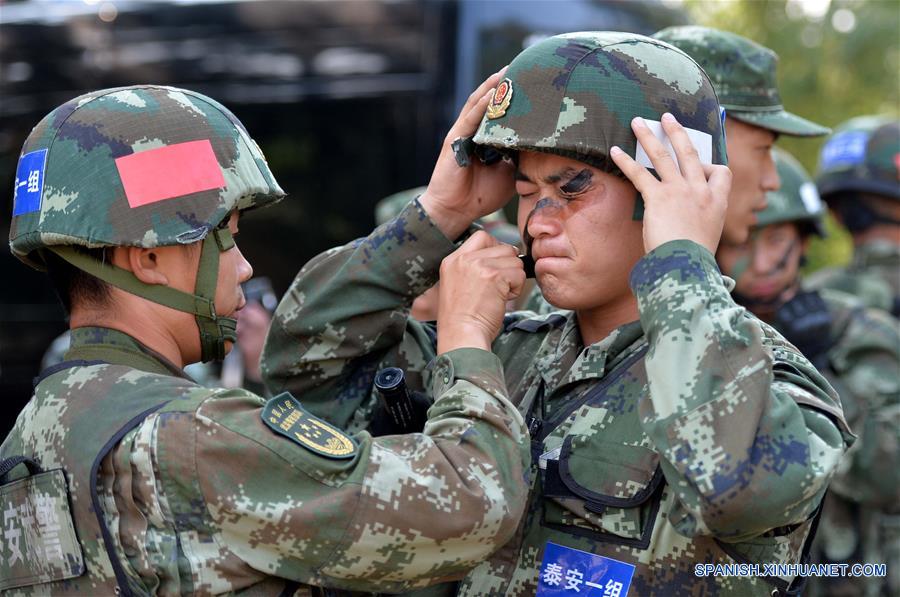 (8)CHINA-SHANDONG-MILITARES-ENTRENAMIENTO