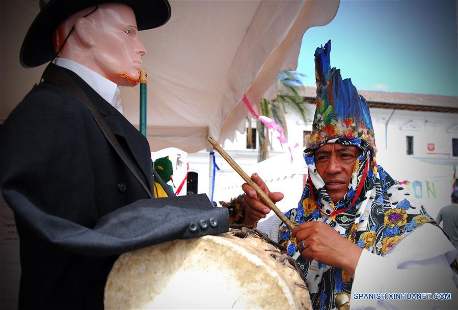 (9)ECUADOR-QUITO-SOCIEDAD-EVENTO