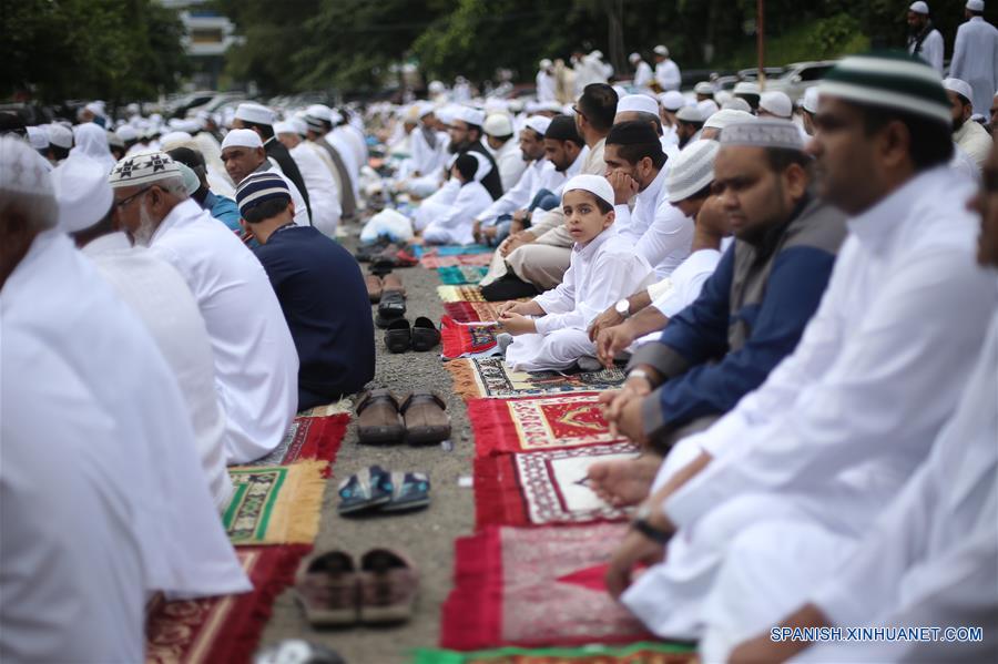 (6)PANAMA-CIUDAD DE PANAMA-SOCIEDAD-FESTIVAL