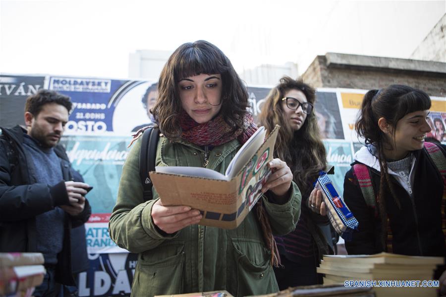 (7)ARGENTINA-BUENOS AIRES-CULTURA-EDITORIAL