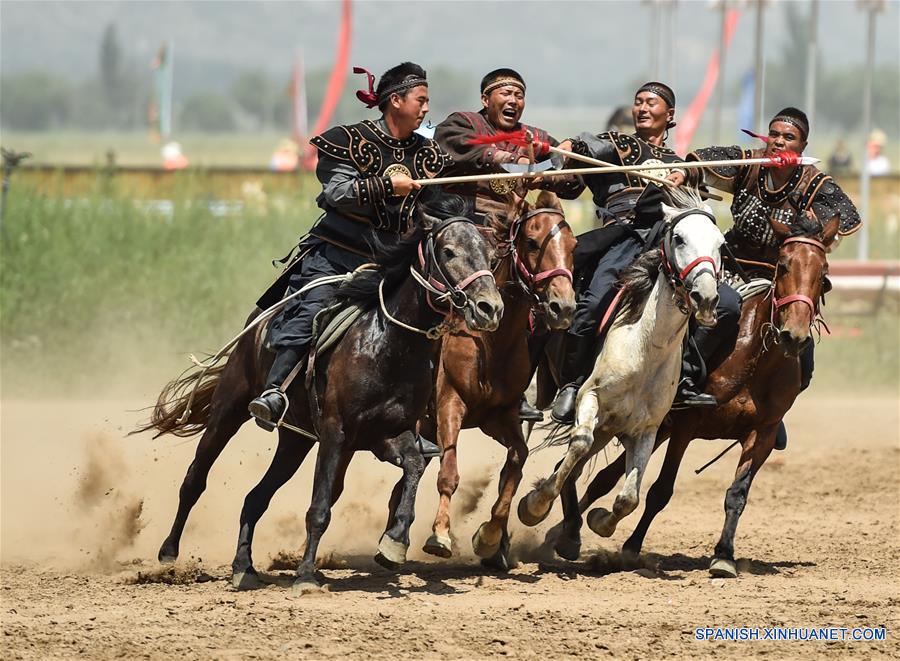 (6)CHINA-HOHHOT-SOCIEDAD-FERIA 