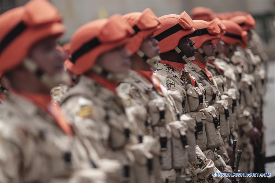 (5)COLOMBIA-BOGOTA-MILITARES-CEREMONIA