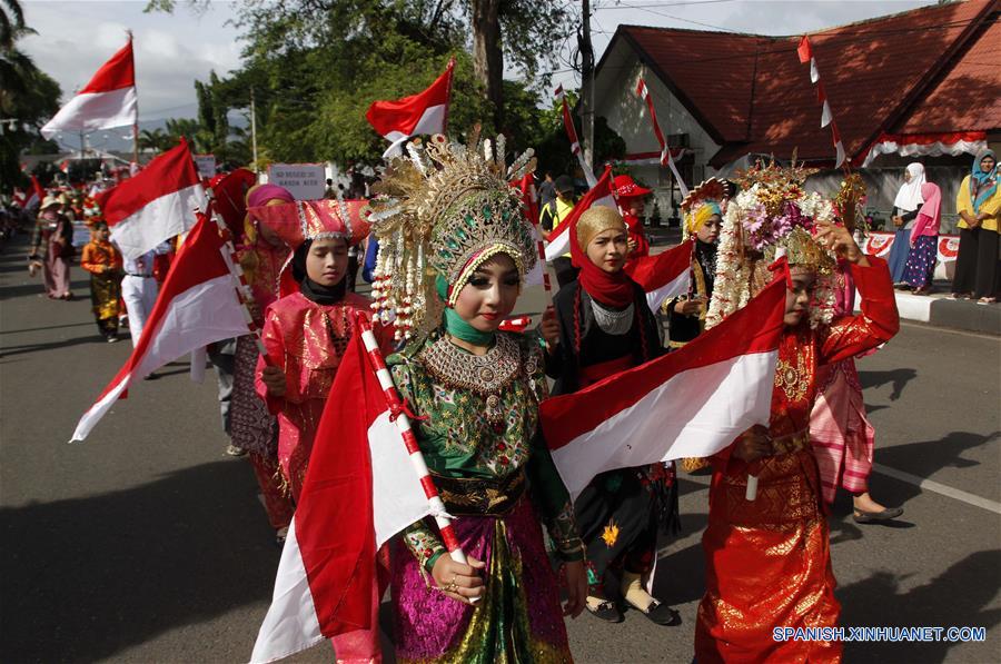 Desfile Del Día De Independencia De Indonesia 2689