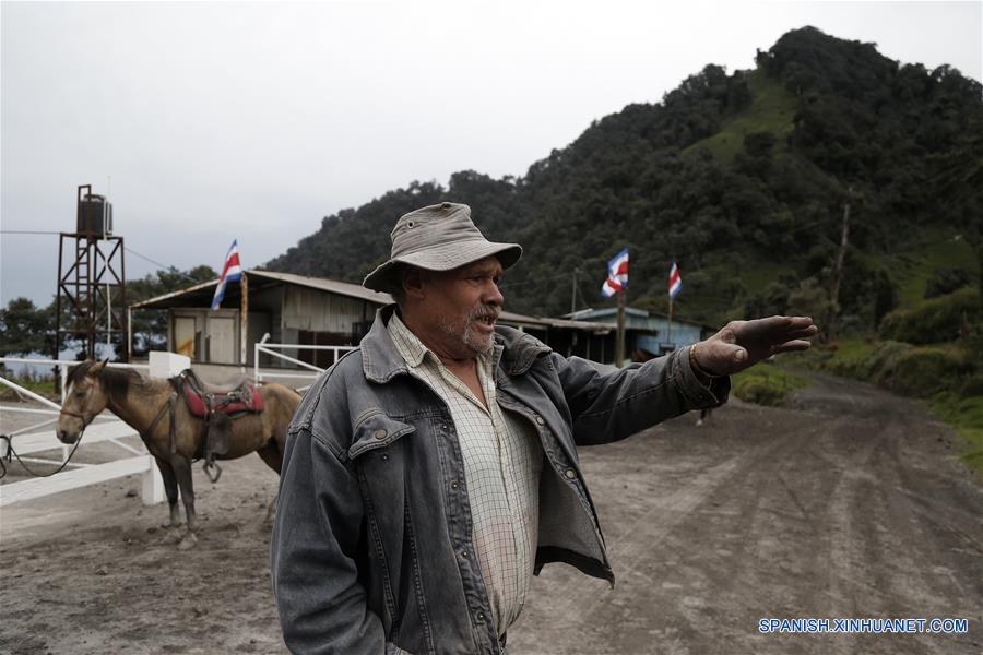 (3)COSTA RICA-SAN GERARDO DE IRAZU-MEDIO AMBIENTE-VOLCAN