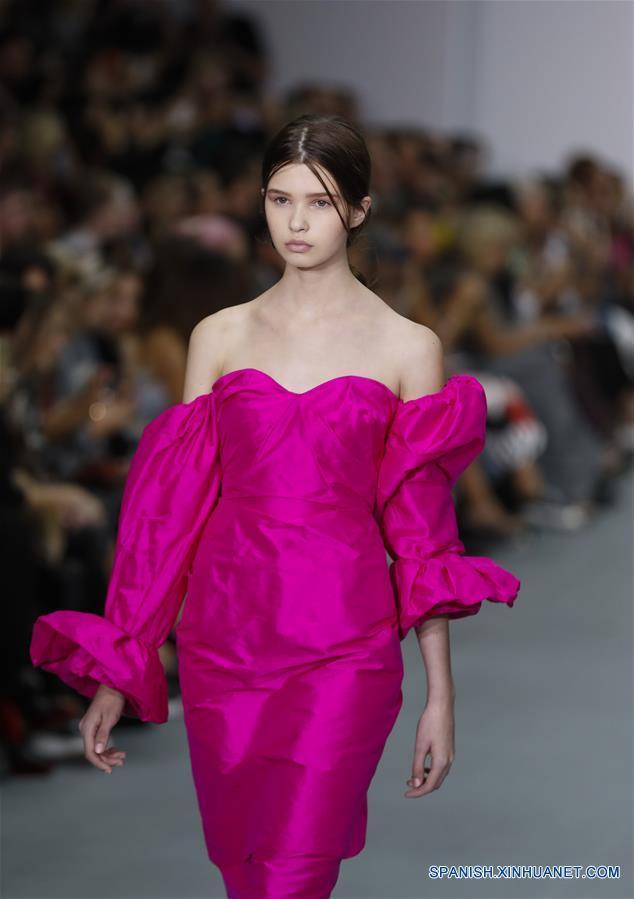 (2)REINO UNIDO-LONDRES-MODA-SEMANA-MODA