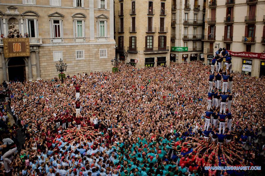 (3)ESPAÑA-BARCELONA-SOCIEDAD-FESTIVAL