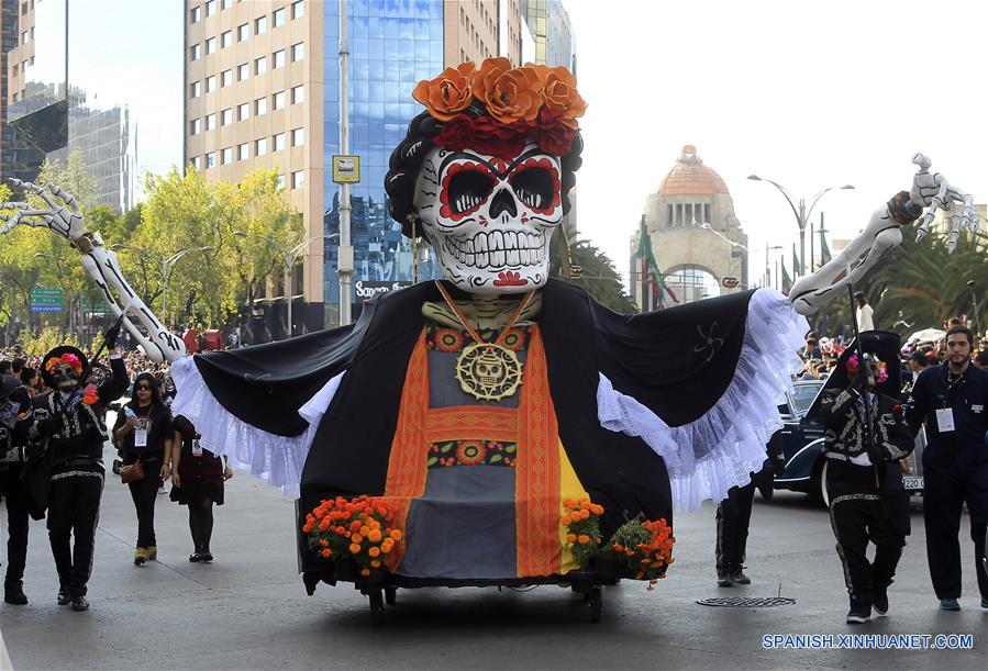 (8)MEXICO-CIUDAD DE MEXICO-SOCIEDAD-DIA MUERTOS