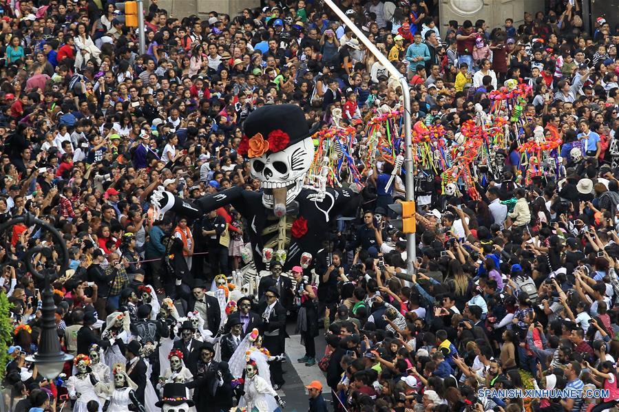 (14)MEXICO-CIUDAD DE MEXICO-SOCIEDAD-DIA MUERTOS