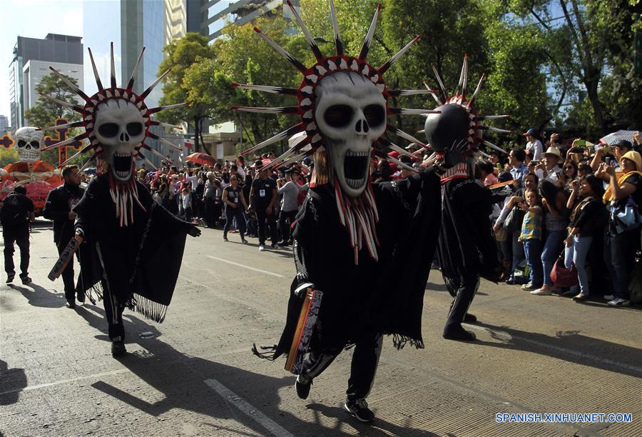 (15)MEXICO-CIUDAD DE MEXICO-SOCIEDAD-DIA MUERTOS