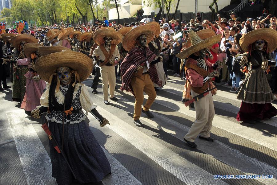 (16)MEXICO-CIUDAD DE MEXICO-SOCIEDAD-DIA MUERTOS