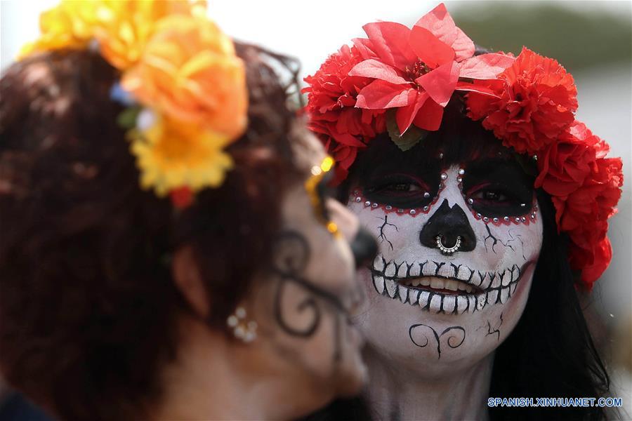 (2)BRASIL-SAO PAULO-MEXICO-SOCIEDAD-EVENTO