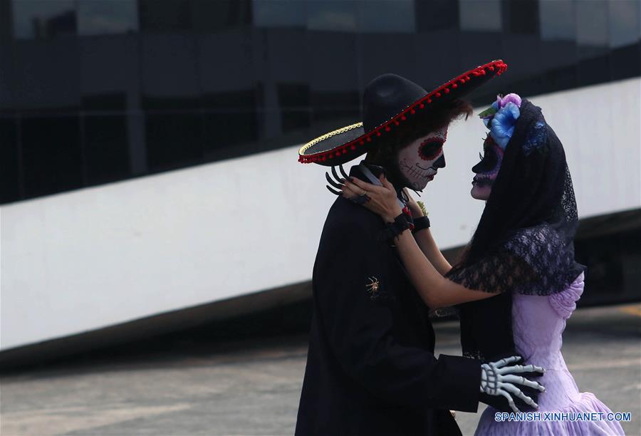 (3)BRASIL-SAO PAULO-MEXICO-SOCIEDAD-EVENTO