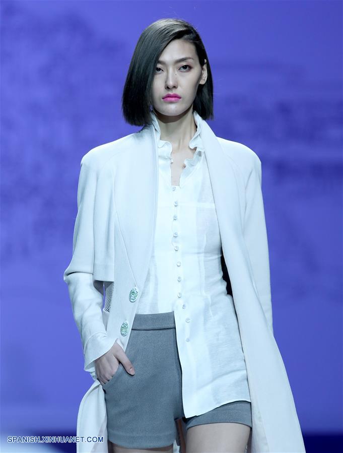 Semana de la Moda de China: Creaciones de la diseñadora Deng Zhaoping