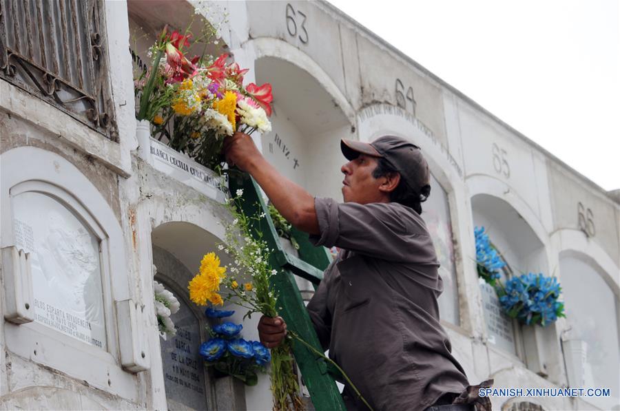 (4)PERU-LIMA-SOCIEDAD-CONMEMORACION