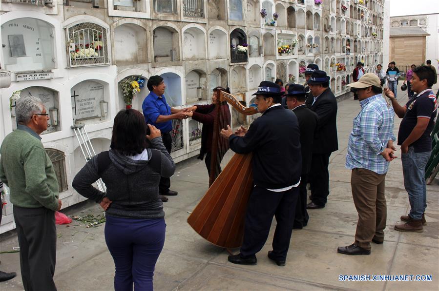 (7)PERU-LIMA-SOCIEDAD-CONMEMORACION