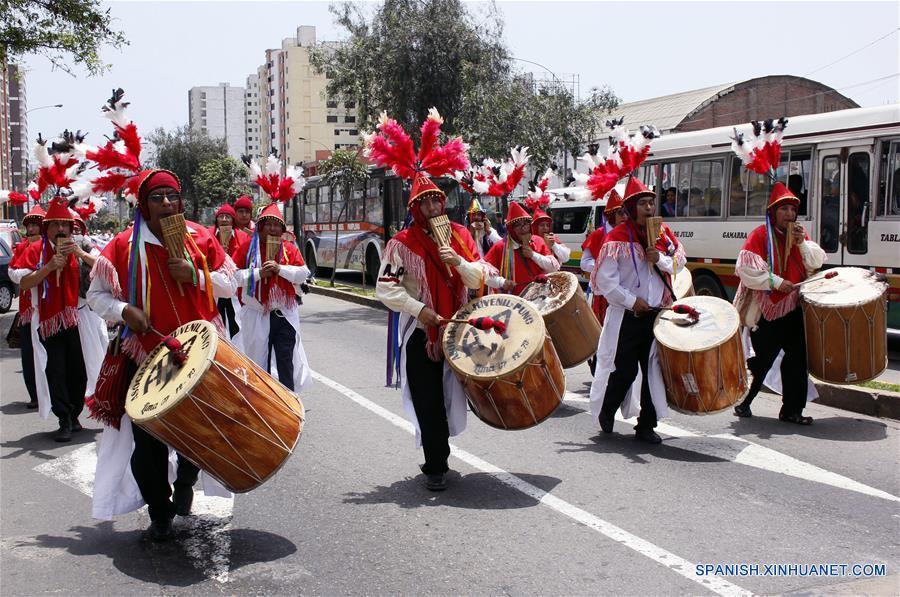 (4)PERU-LIMA-SOCIEDAD-CONMEMORACION