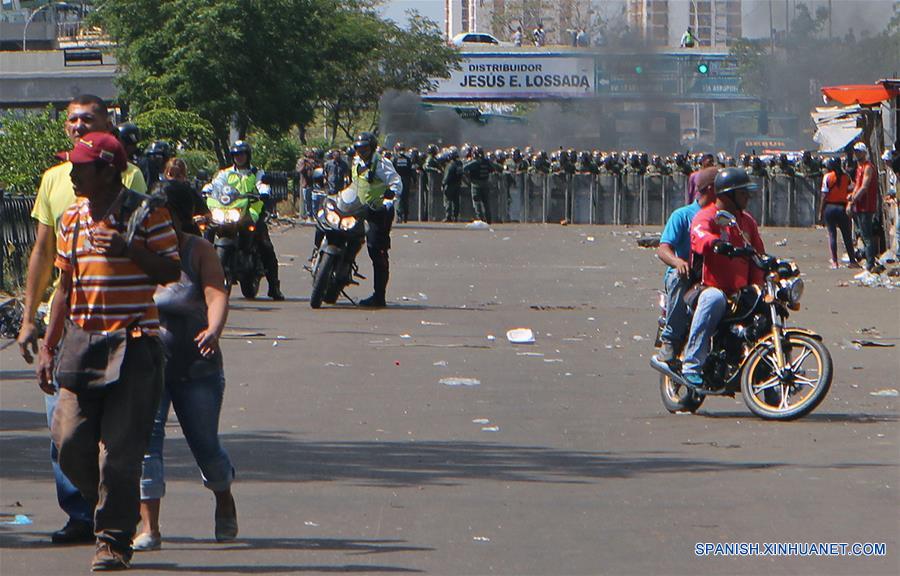 (8)VENEZUELA-MARACAIBO-SOCIEDAD-PROTESTA