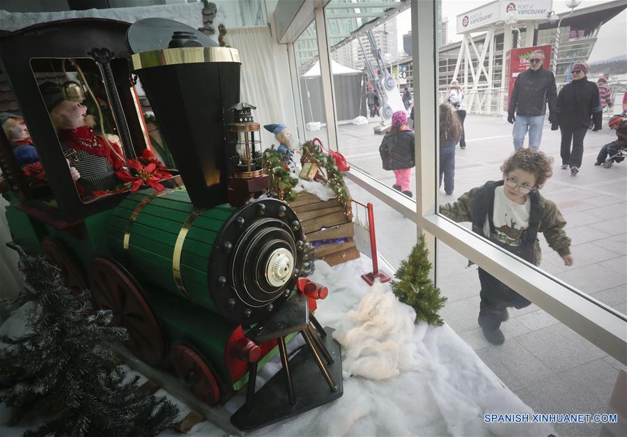 (2)CANADA-VANCOUVER-SOCIEDAD-NAVIDAD
