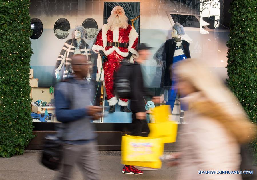 (1)REINO UNIDO-LONDRES-SOCIEDAD-NAVIDAD