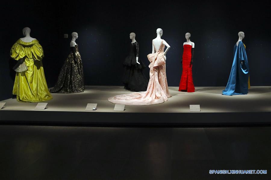 (2)EEUU-HOUSTON-MODA-EXPOSICION