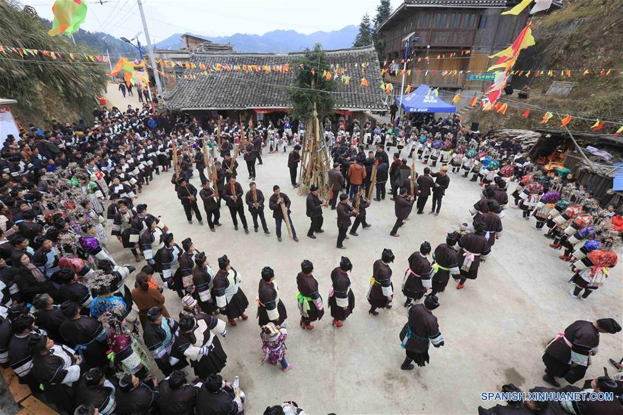 (3)CHINA-GUIZHOU-FESTIVAL DE PRIMAVERA