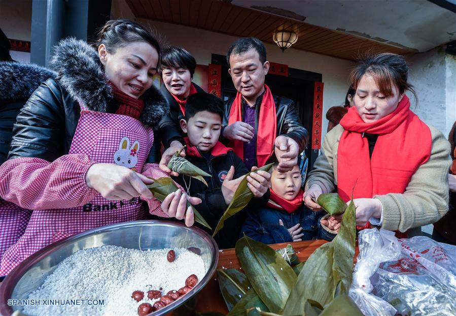 (2)CHINA-ZHEJIANG-AÑO NUEVO